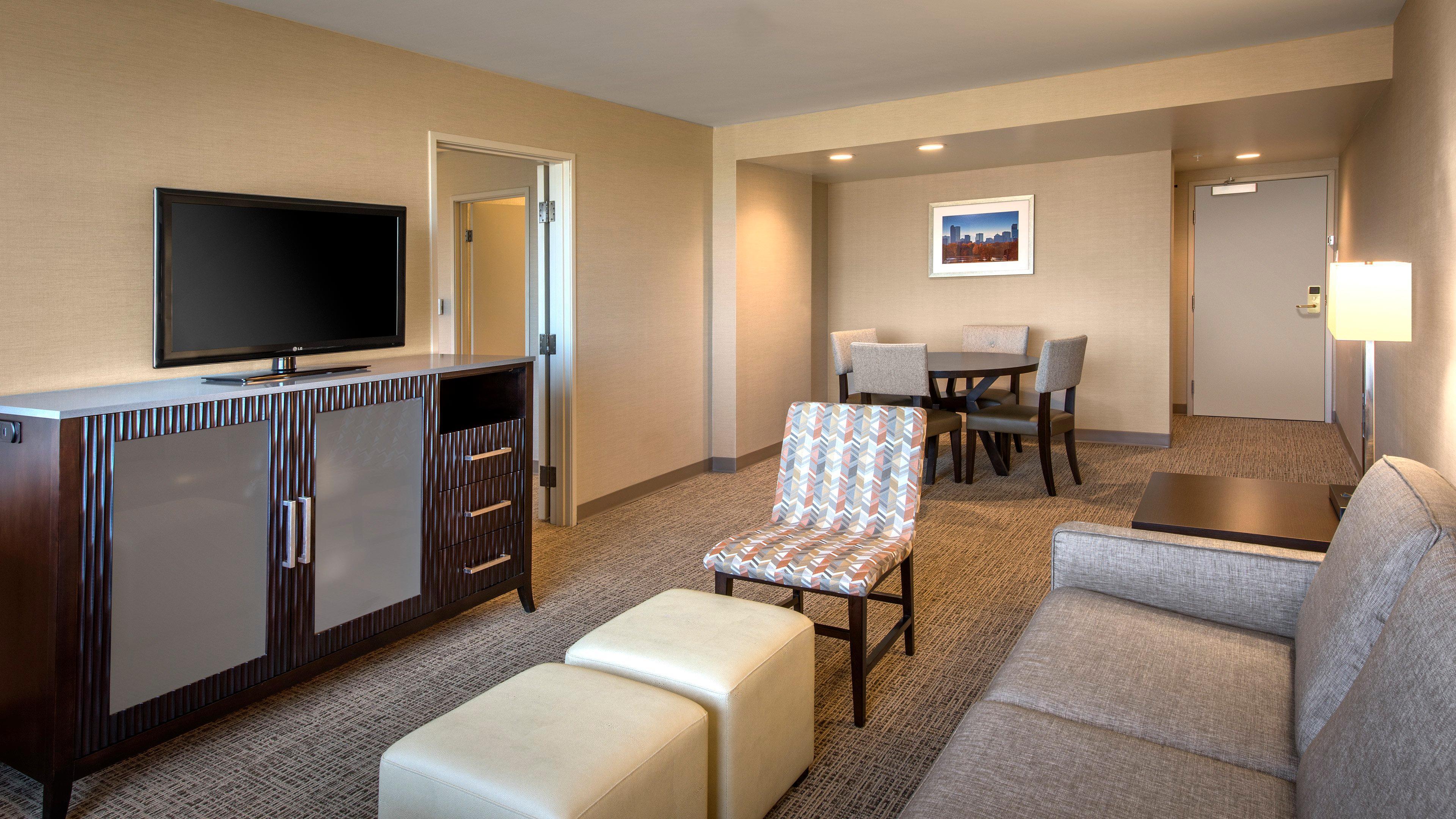 Holiday Inn Denver Lakewood, An Ihg Hotel Εξωτερικό φωτογραφία